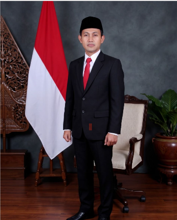 Dr. (c) Aludin S.Sos.I, M.Ag